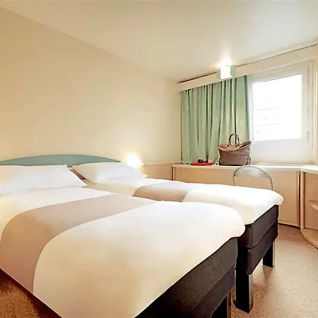 T H E Hotel Darmstadt